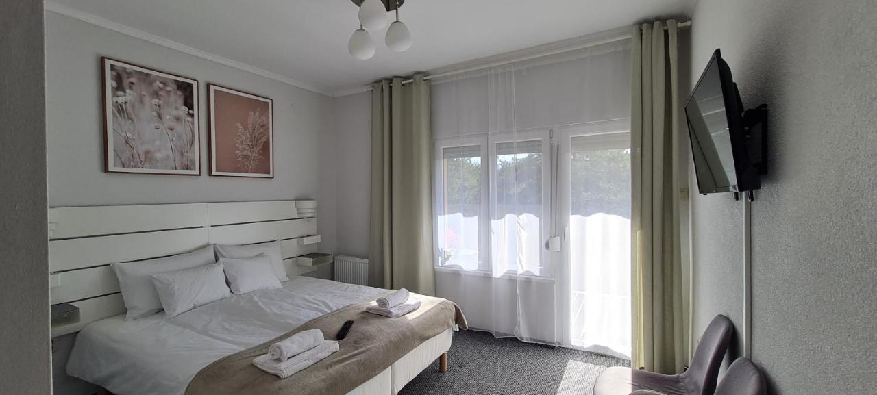 Lugas Apartman Miskolctapolca 2 Haloszoba Dezsa Es Jakuzzi Koezel A Barlangfuerdohoez מראה חיצוני תמונה